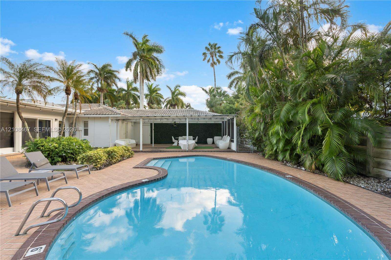 1247 Jackson St, Hollywood, FL 33019 - For Rent photo 11