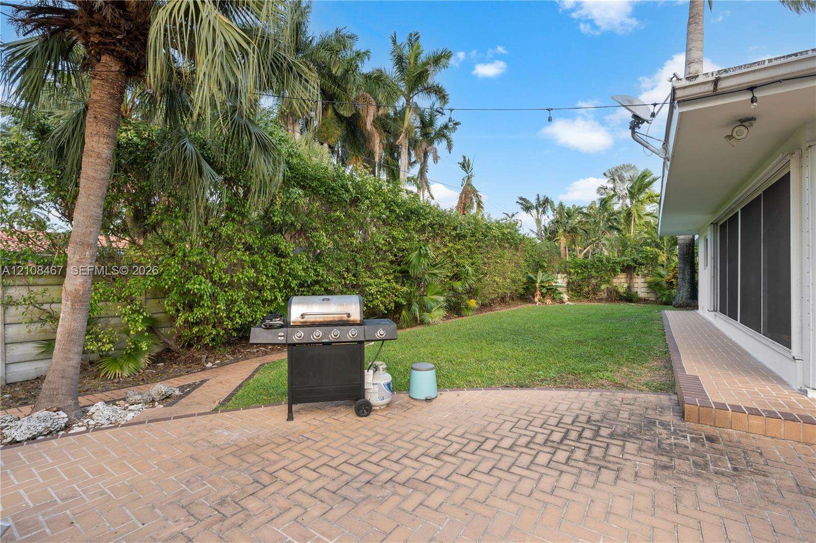 1247 Jackson St, Hollywood, FL 33019 - For Rent photo 14