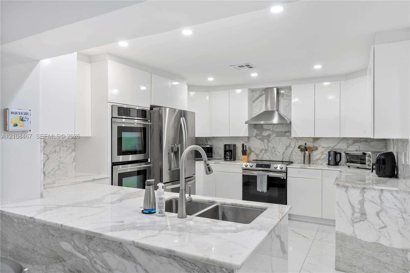 1247 Jackson St, Hollywood, FL 33019 - For Rent photo 28