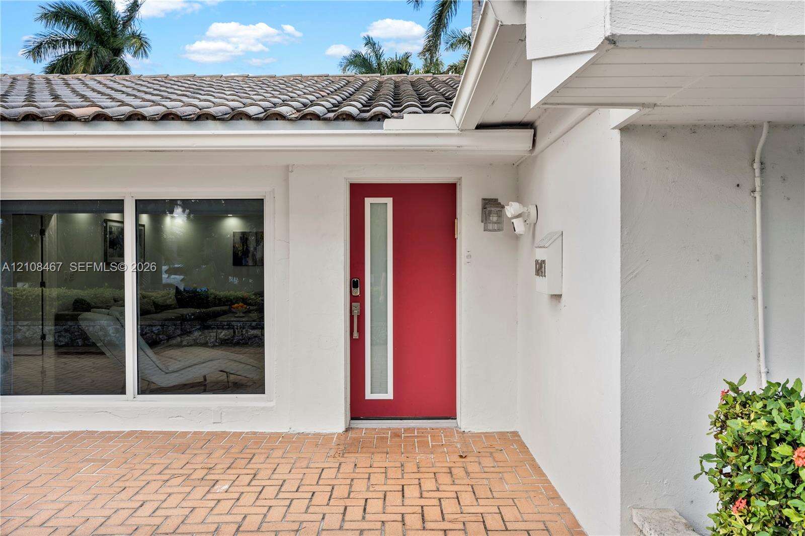 1247 Jackson St, Hollywood, FL 33019 - For Rent photo 4