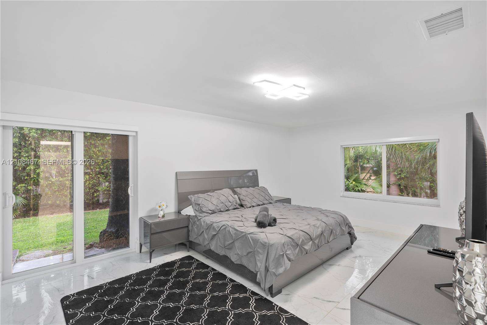 1247 Jackson St, Hollywood, FL 33019 - For Rent photo 35