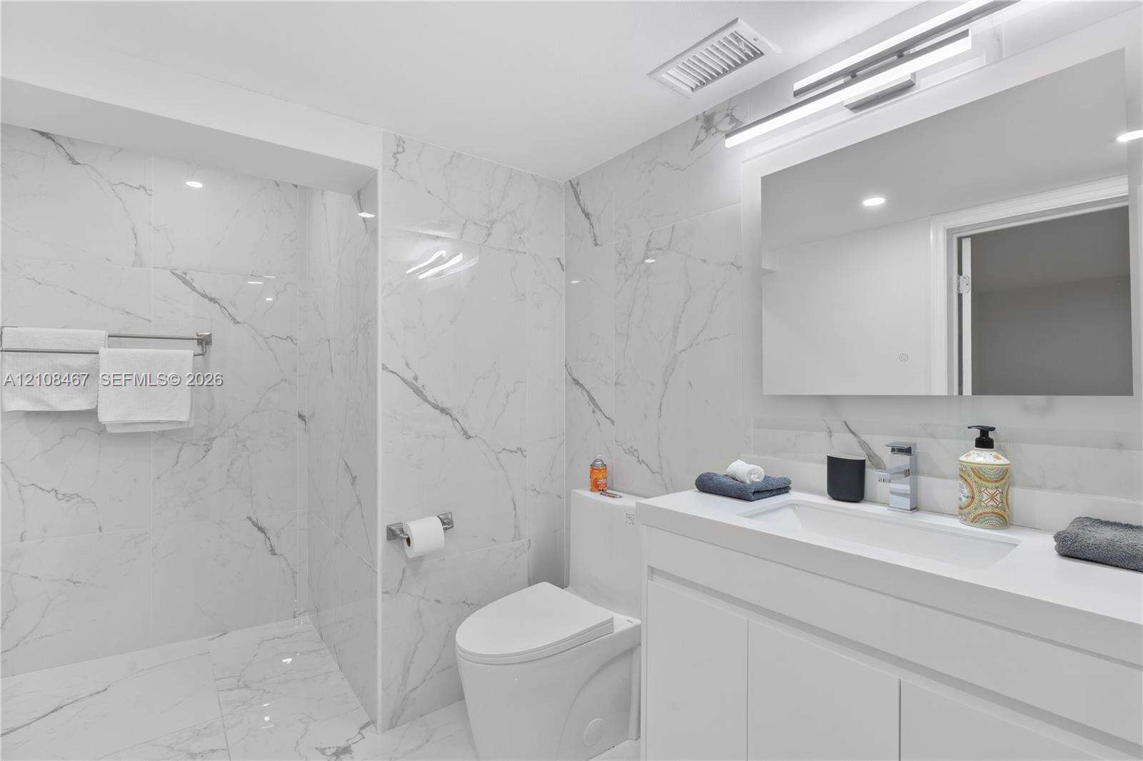 1247 Jackson St, Hollywood, FL 33019 - For Rent photo 36