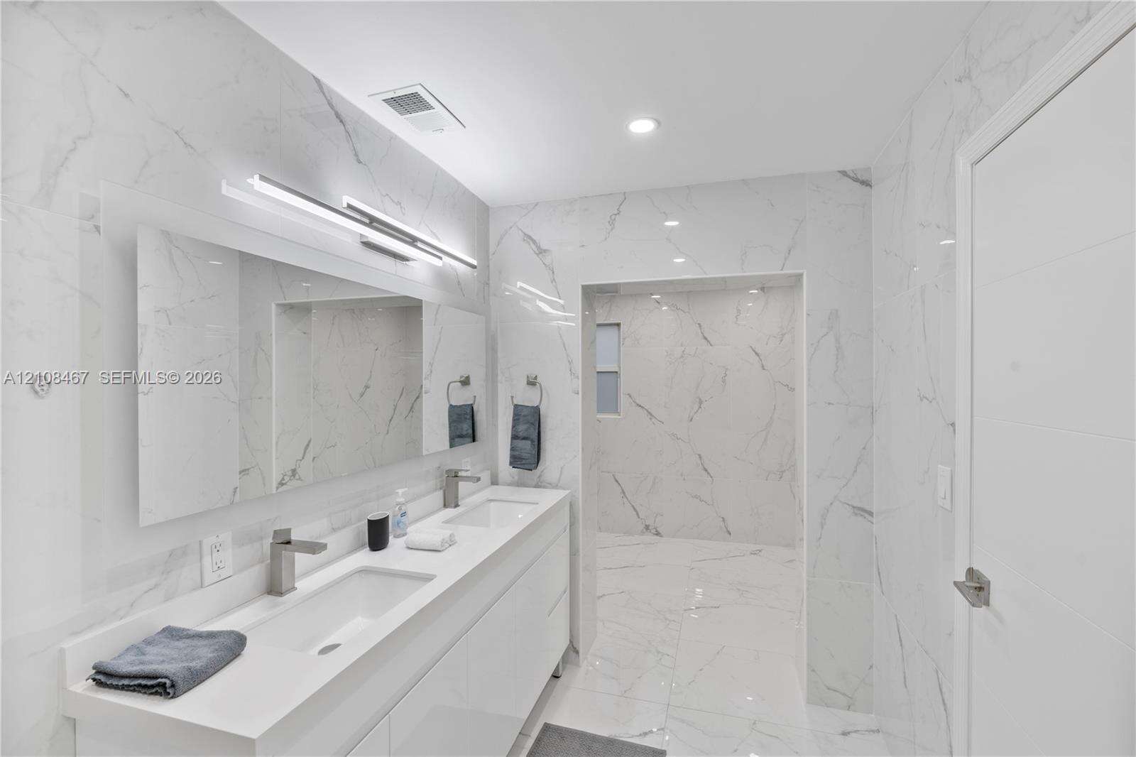 1247 Jackson St, Hollywood, FL 33019 - For Rent photo 47