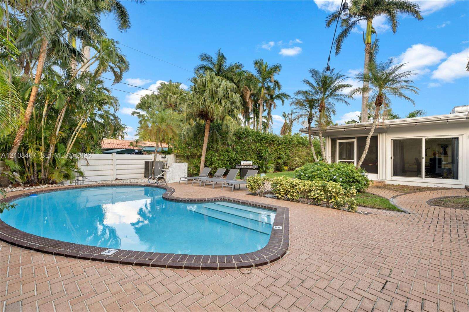 1247 Jackson St, Hollywood, FL 33019 - For Rent photo 10