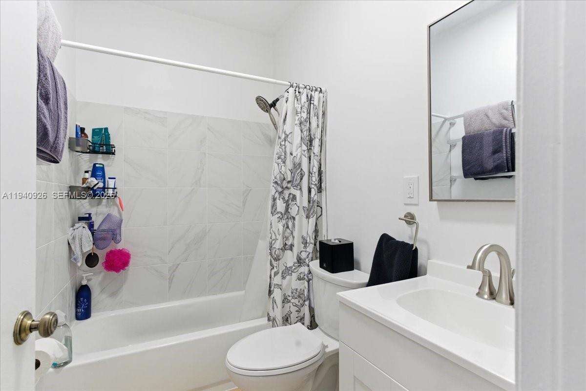 632 15th St, Miami Beach, FL 33139 - For Sale photo 13