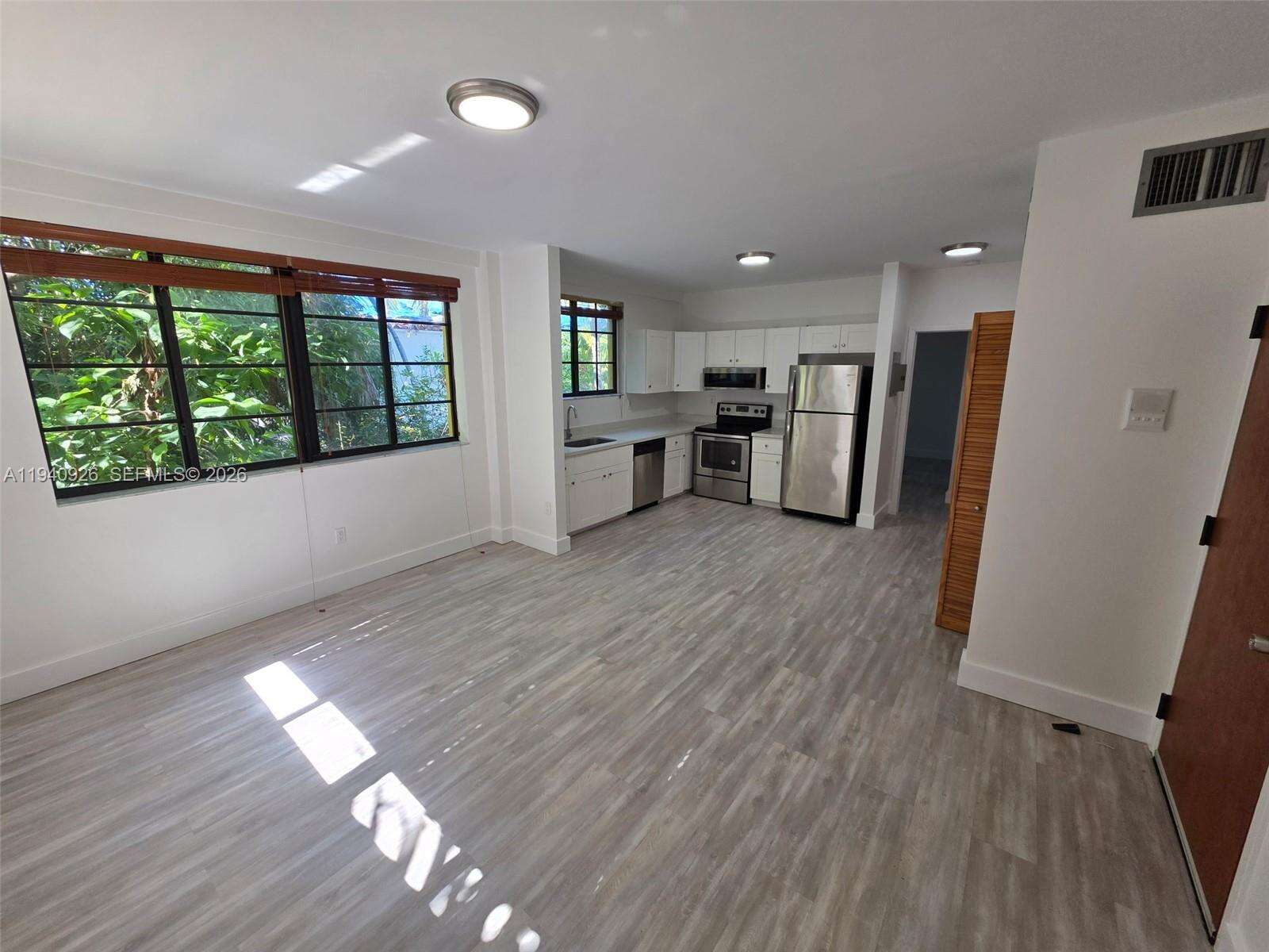 632 15th St, Miami Beach, FL 33139 - For Sale photo 18