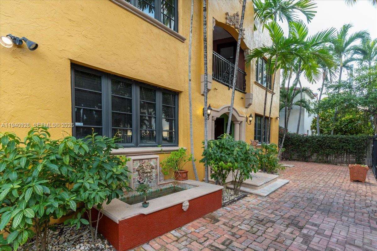 632 15th St, Miami Beach, FL 33139 - For Sale photo 4