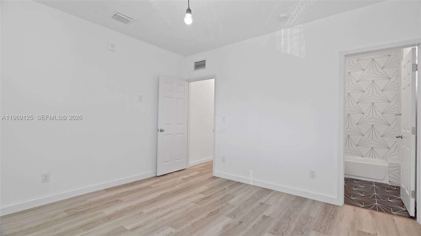 1561 Jefferson Avenue, Miami Beach, FL 33139 - For Sale photo 11