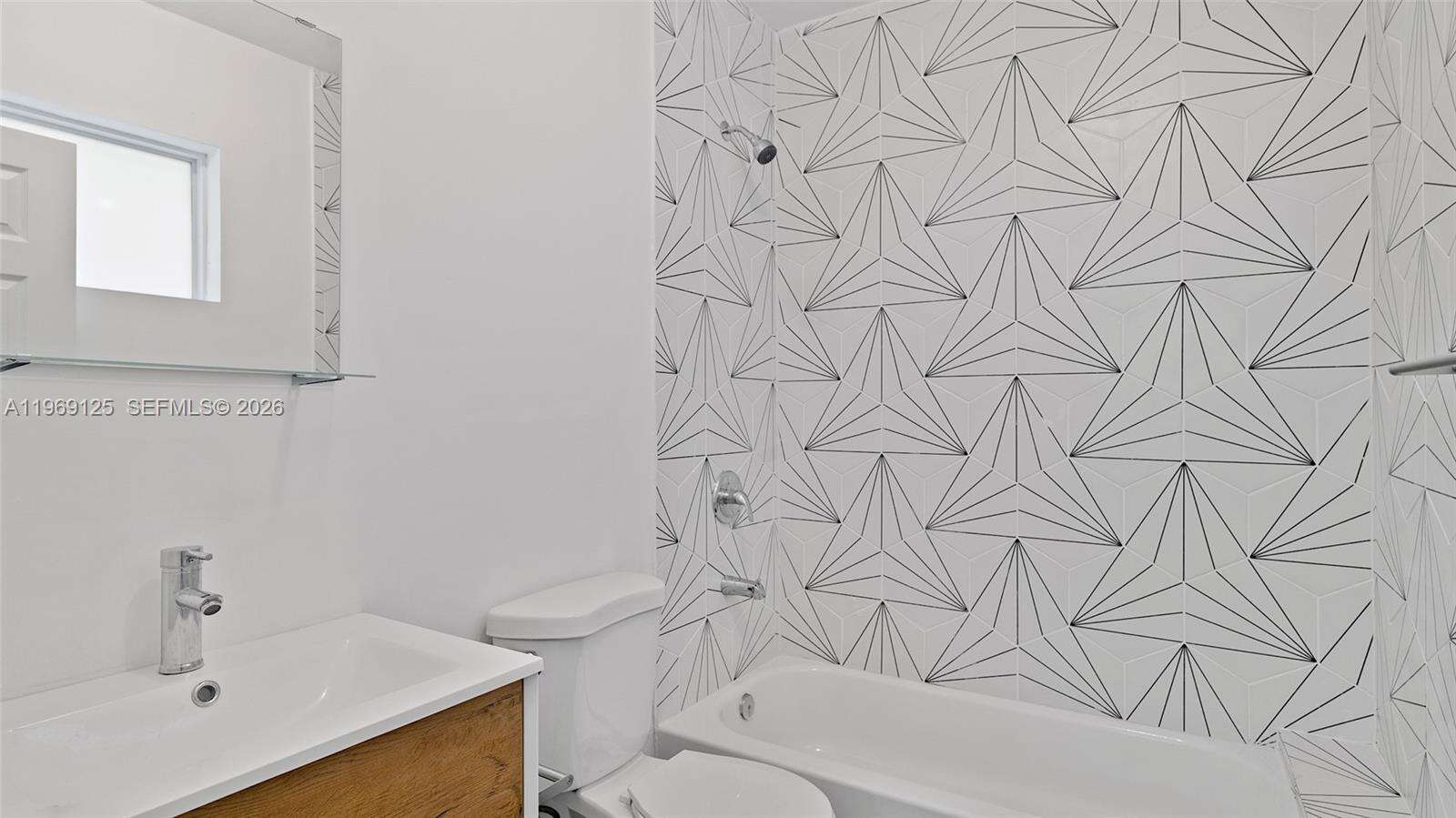 1561 Jefferson Avenue, Miami Beach, FL 33139 - For Sale photo 7
