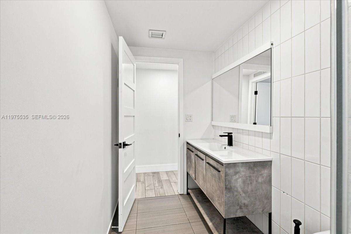 1000 7th Street, Miami Beach, FL 33139 - For Sale photo 30