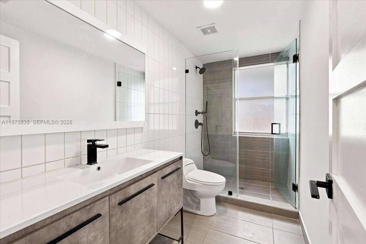 1000 7th Street, Miami Beach, FL 33139 - For Sale photo 31