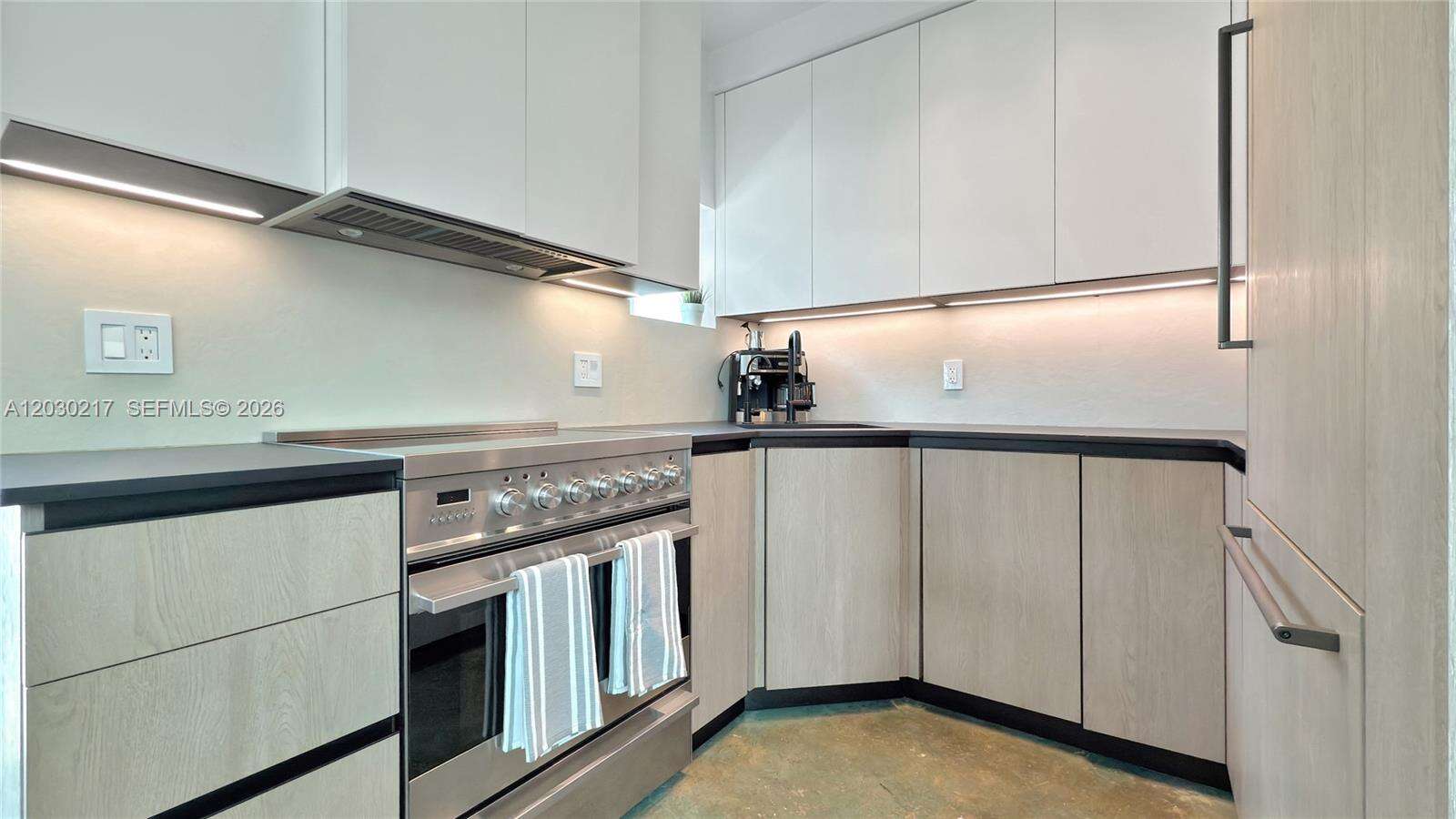 734 Michigan Ave, Miami Beach, FL 33139 - For Sale photo 20