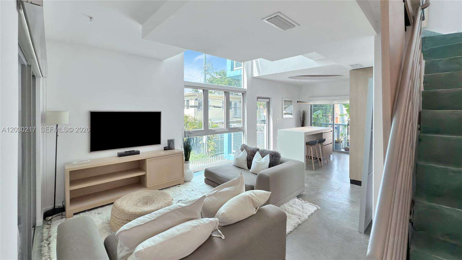 734 Michigan Ave, Miami Beach, FL 33139 - For Sale photo 4