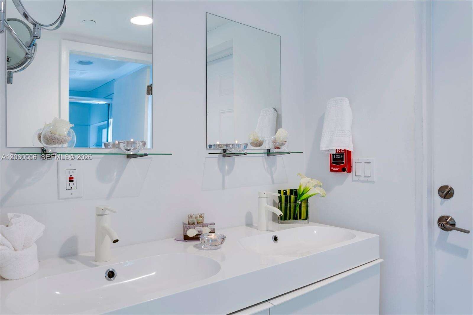 711 Lenox Ave, Miami Beach, FL 33139 - For Sale photo 17