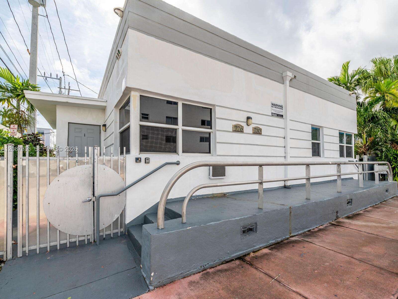 726 8th St, Miami Beach, FL 33139 - For Sale photo 16