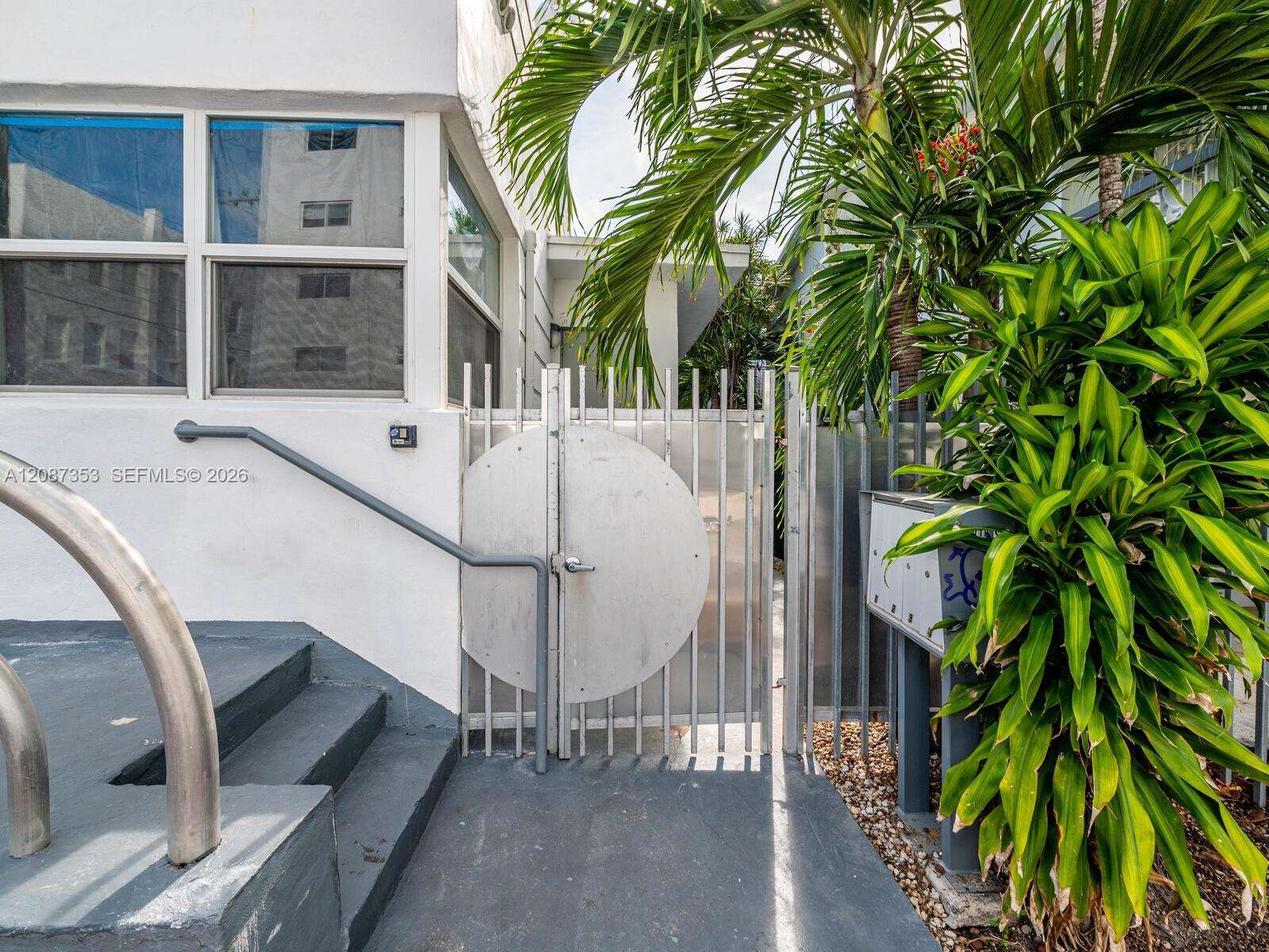 726 8th St, Miami Beach, FL 33139 - For Sale photo 18