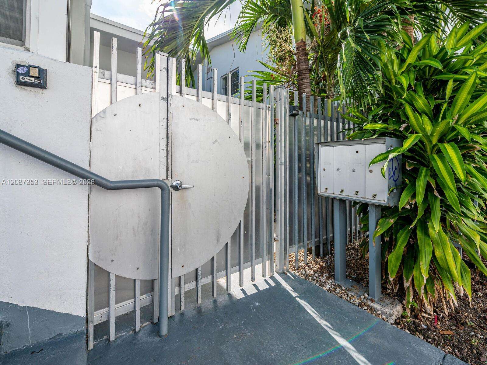726 8th St, Miami Beach, FL 33139 - For Sale photo 20