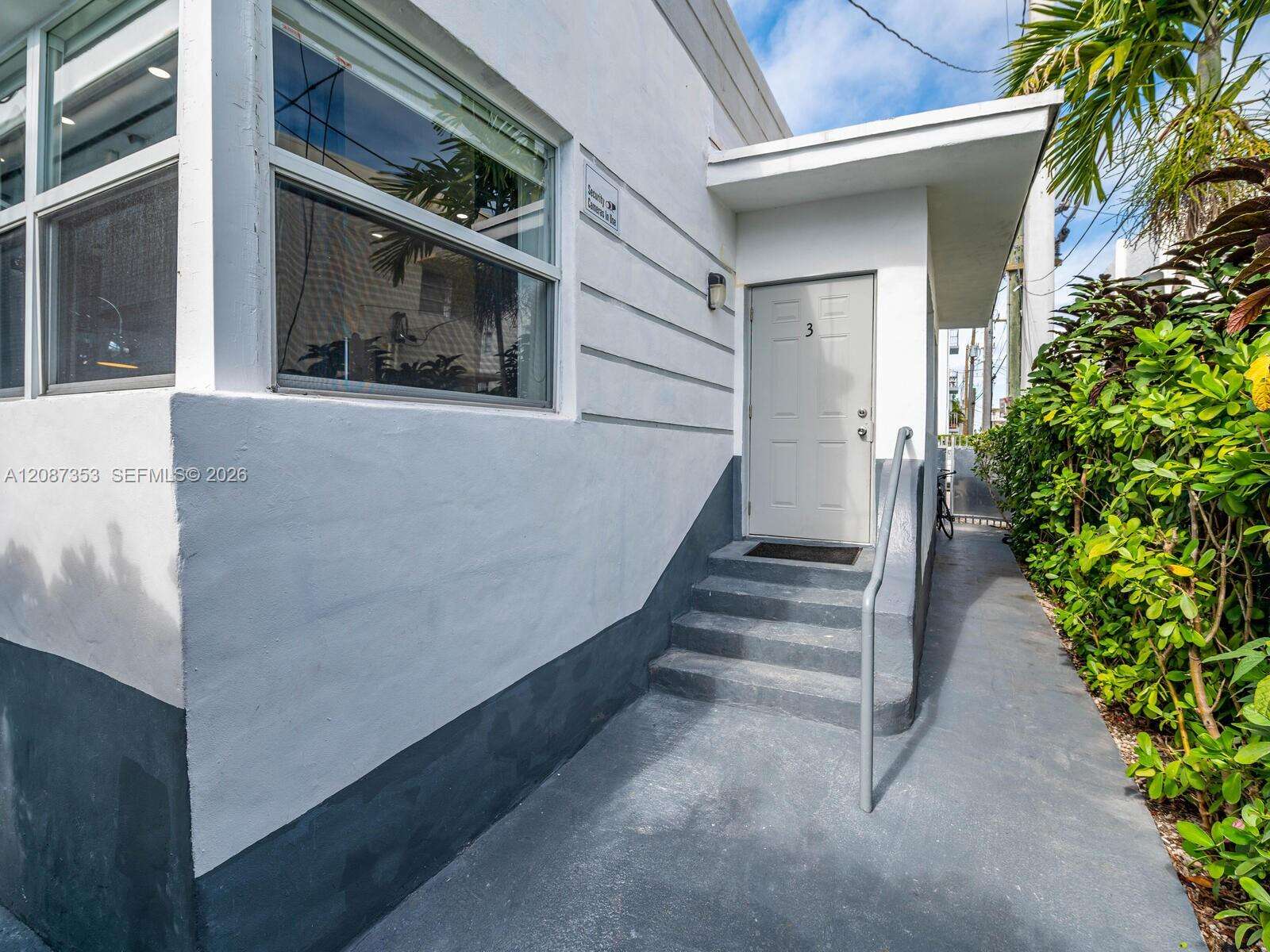 726 8th St, Miami Beach, FL 33139 - For Sale photo 4