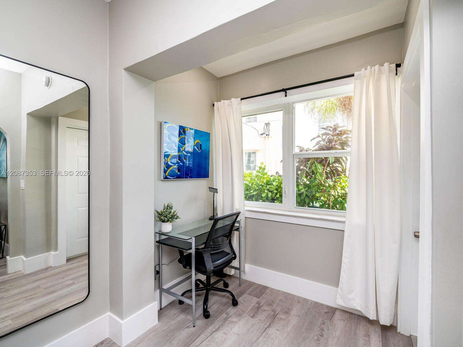 726 8th St, Miami Beach, FL 33139 - For Sale photo 8