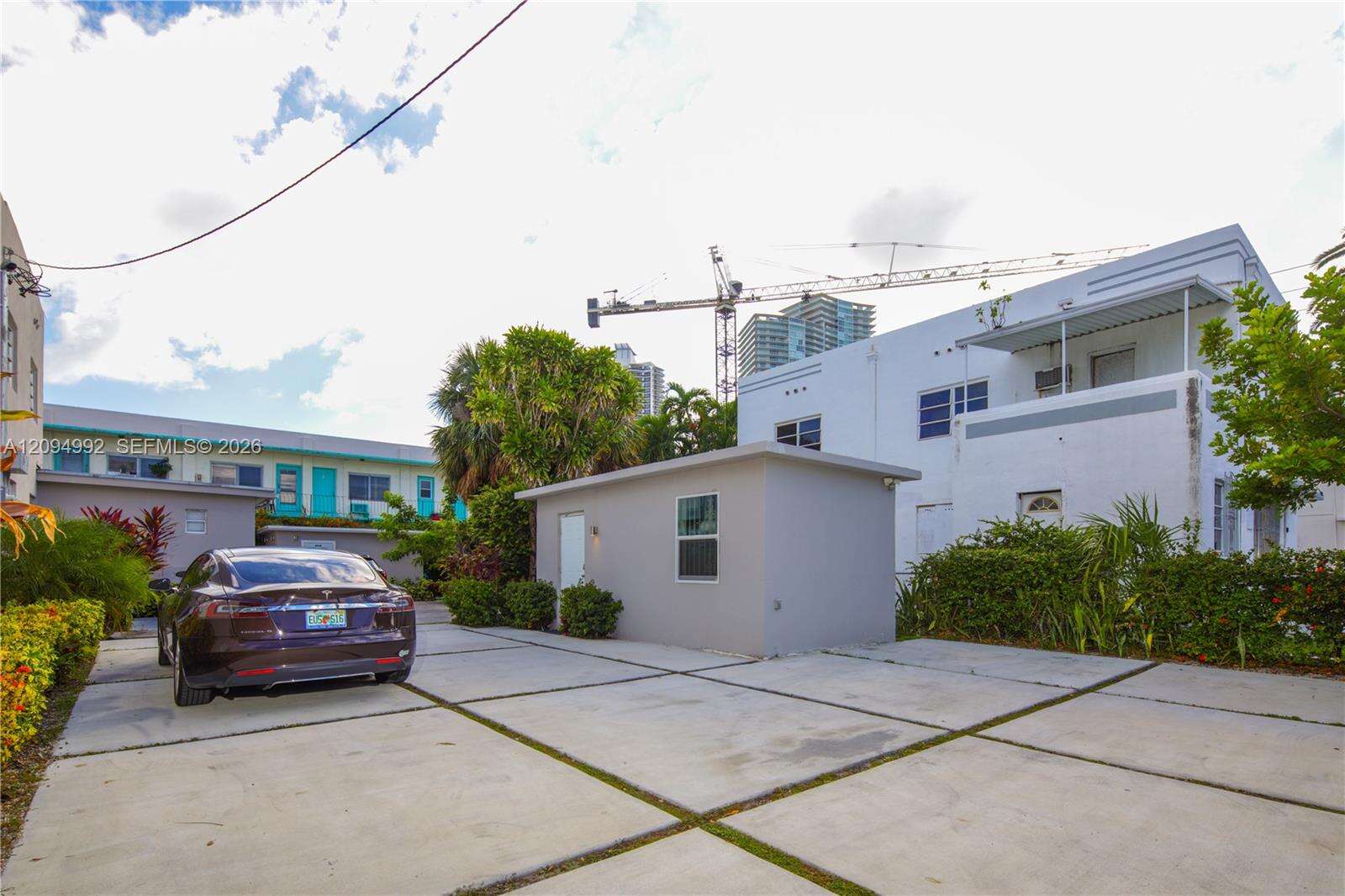 560 Michigan Ave, Miami Beach, FL 33139 - For Sale photo 2