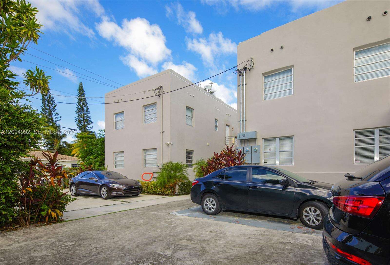 560 Michigan Ave, Miami Beach, FL 33139 - For Sale photo 3